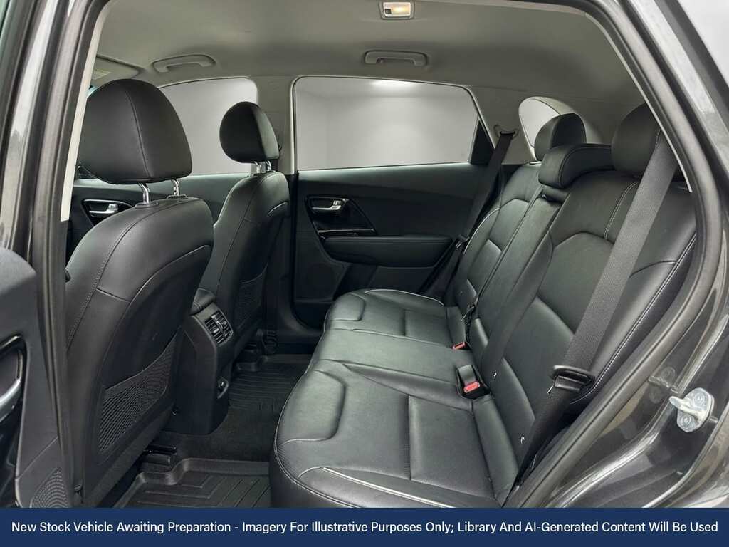 Kia e-Niro 64Kwh 4 Suv 201 Bhp Grey #3