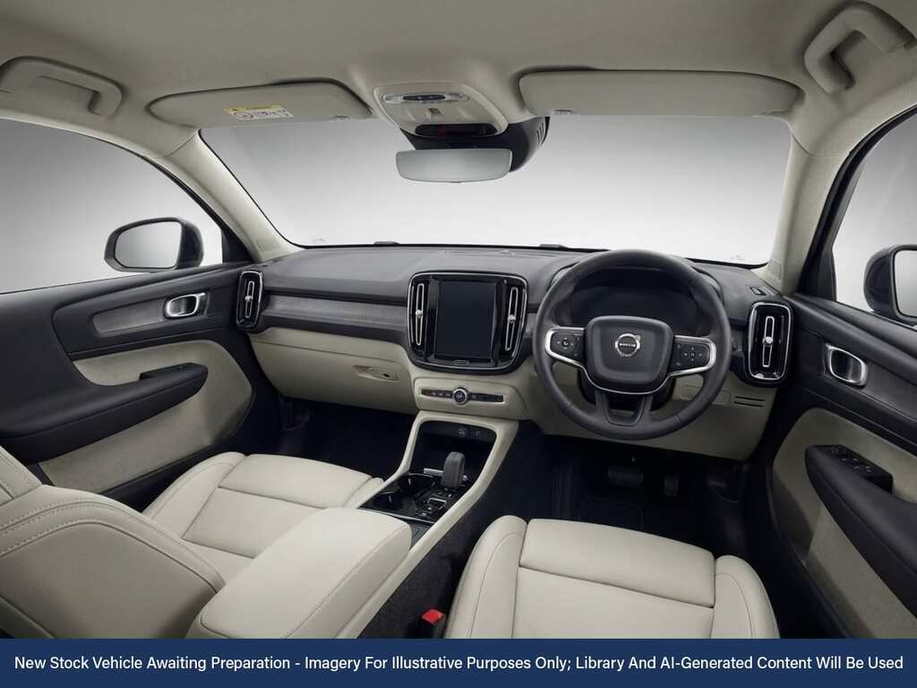 Volvo XC40 1.5 T3 Inscription Suv Euro 6 Ss NL70VDY Grey #4
