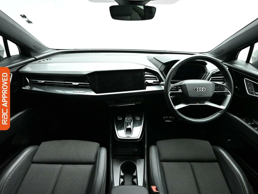 Audi Q4 E Tron 40 S Line Sportback 82Kwh 204 P NJ23HDO Black #2