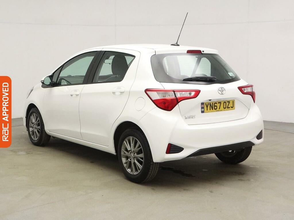 Toyota Yaris 1.5 Vvt-i Icon Hatchback Cvt Euro 6 11 White #4
