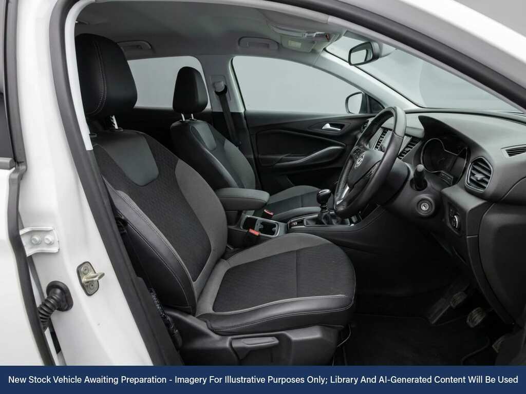 Vauxhall Grandland X 1.5 Turbo D Blueinjection Sport Nav Suv White #3