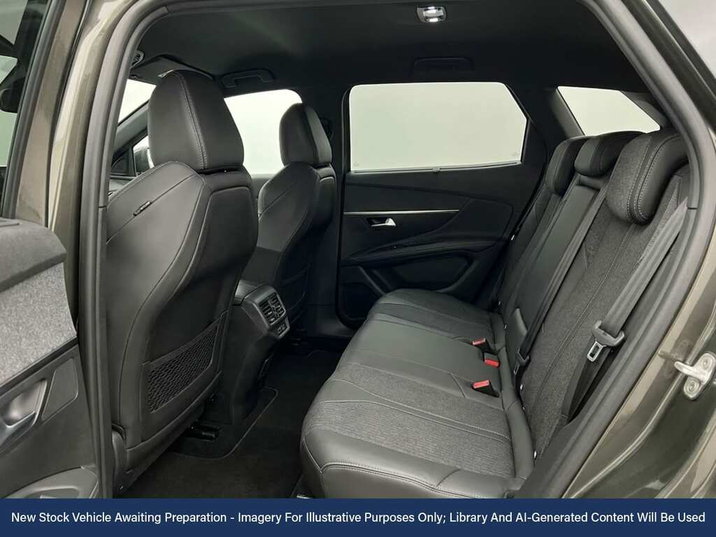 Peugeot 5008 1.5 Bluehdi Gt Line Premium Suv Eat Eur Grey #3