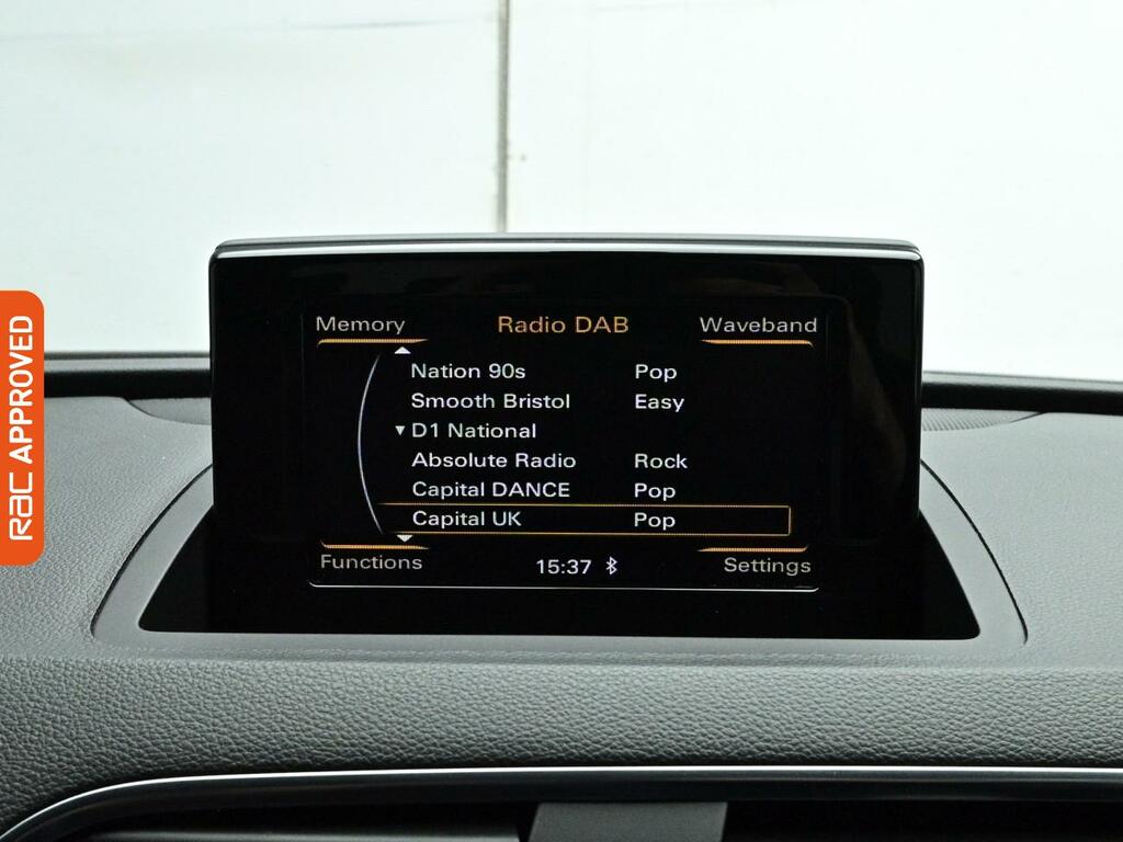 Audi Q3 2.0 Tfsi Black Edition Suv S Tronic Qua YG67FXM Blue #3
