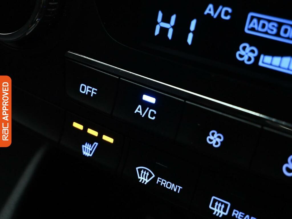 Hyundai Tucson Se Nav Silver #15