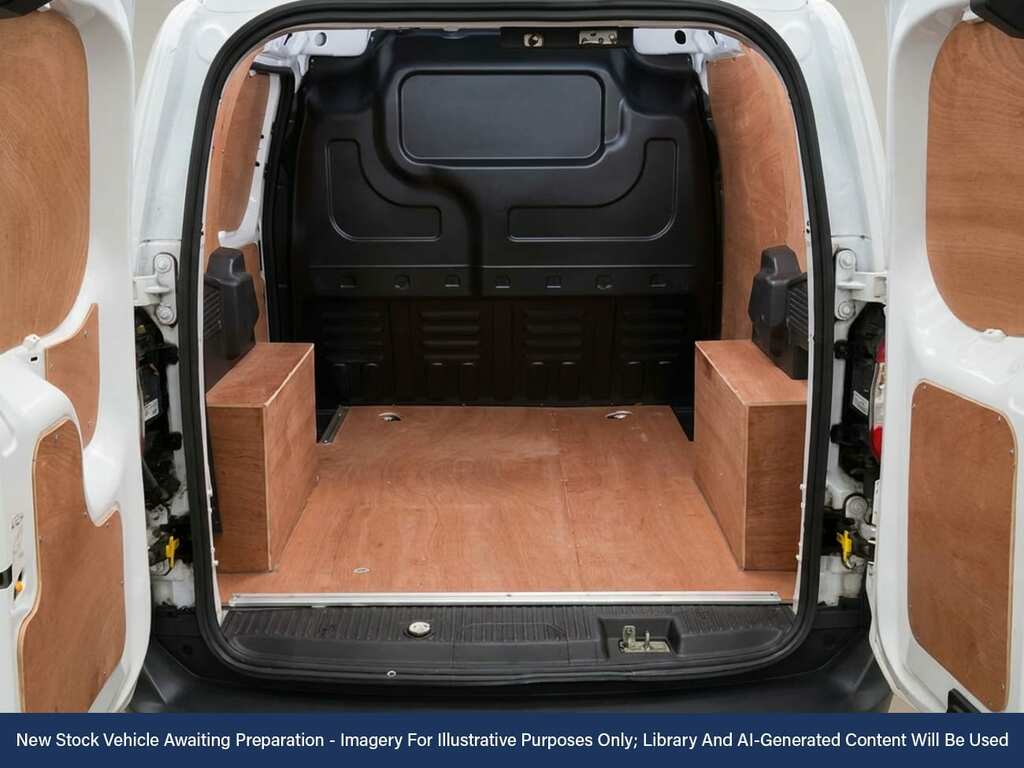 Ford Transit Courier 1.0 Ecoboost Leader Panel Van L1 White #3