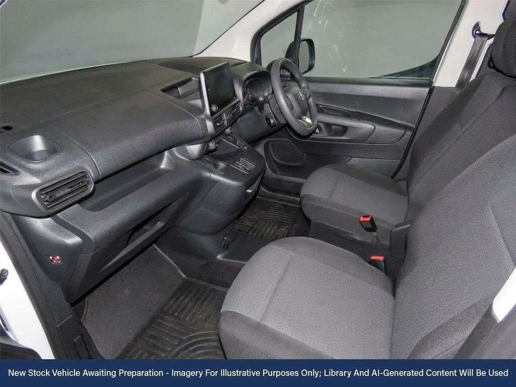 Vauxhall Combo-e Life 2300 50Kwh Prime Panel Van 6Dr L2 7 White