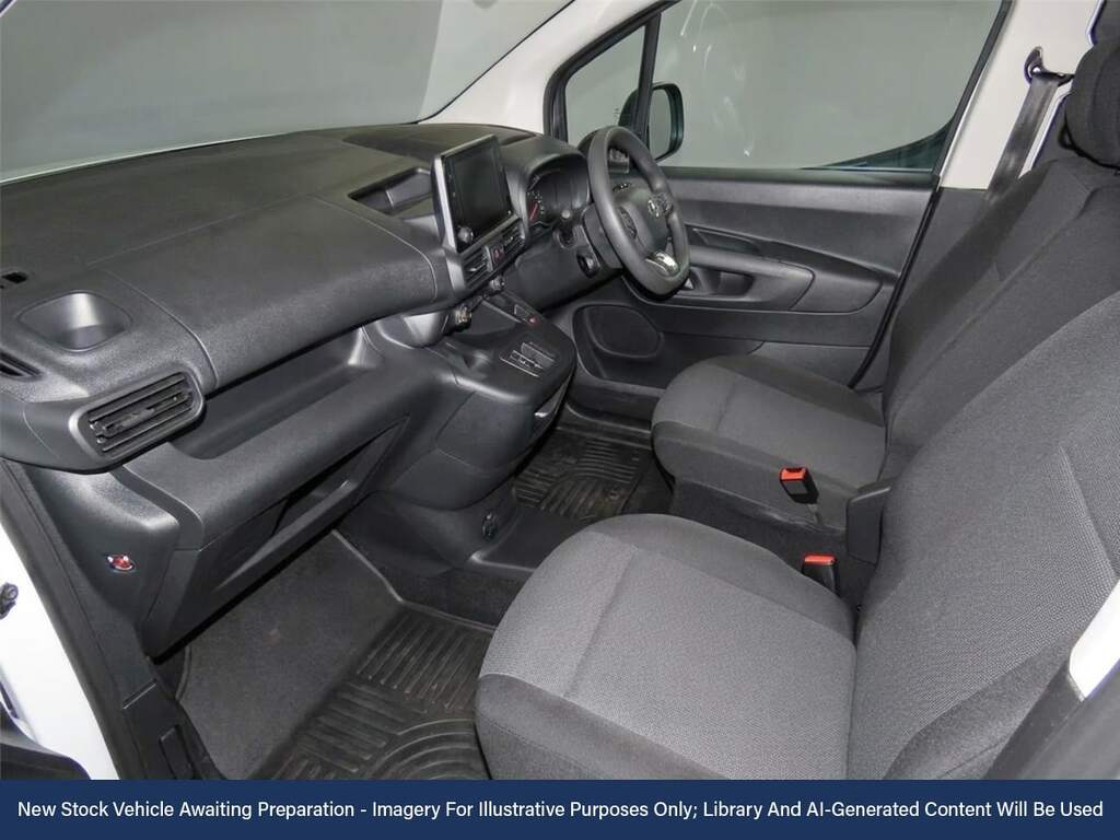 Vauxhall Combo-e Life 2300 50Kwh Prime Panel Van 6Dr L2 7 White