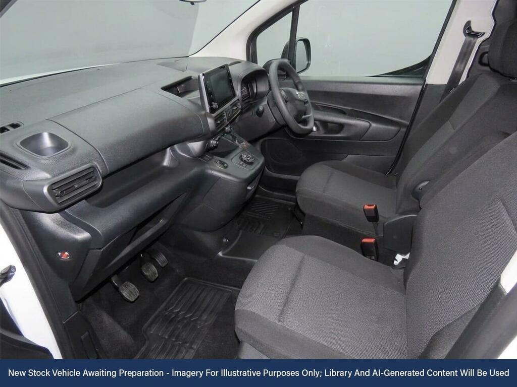 Vauxhall Combo-e Life 52Kwh Prime Panel Van Swb 7.4Kw White