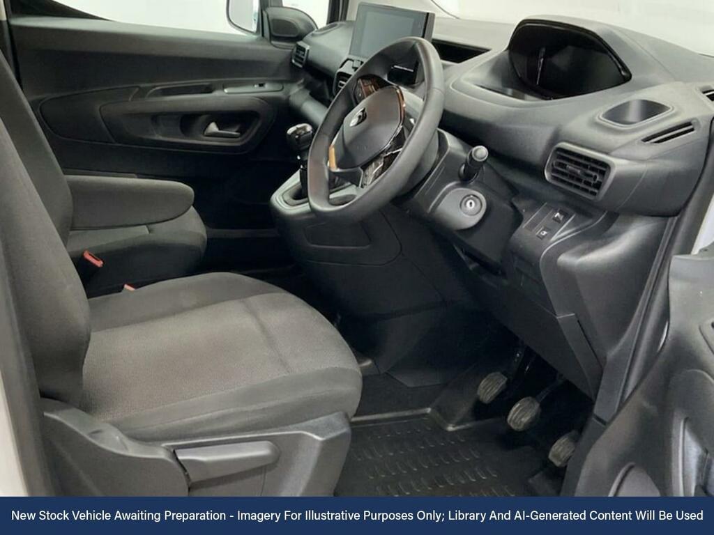 Peugeot Partner 1.5 Bluehdi 1000 Professional Standard Panel Van 5 LS74MDU White
