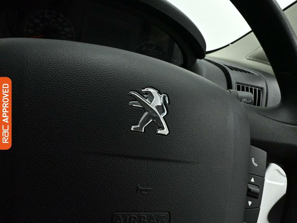 Peugeot Boxer Diesel White #17