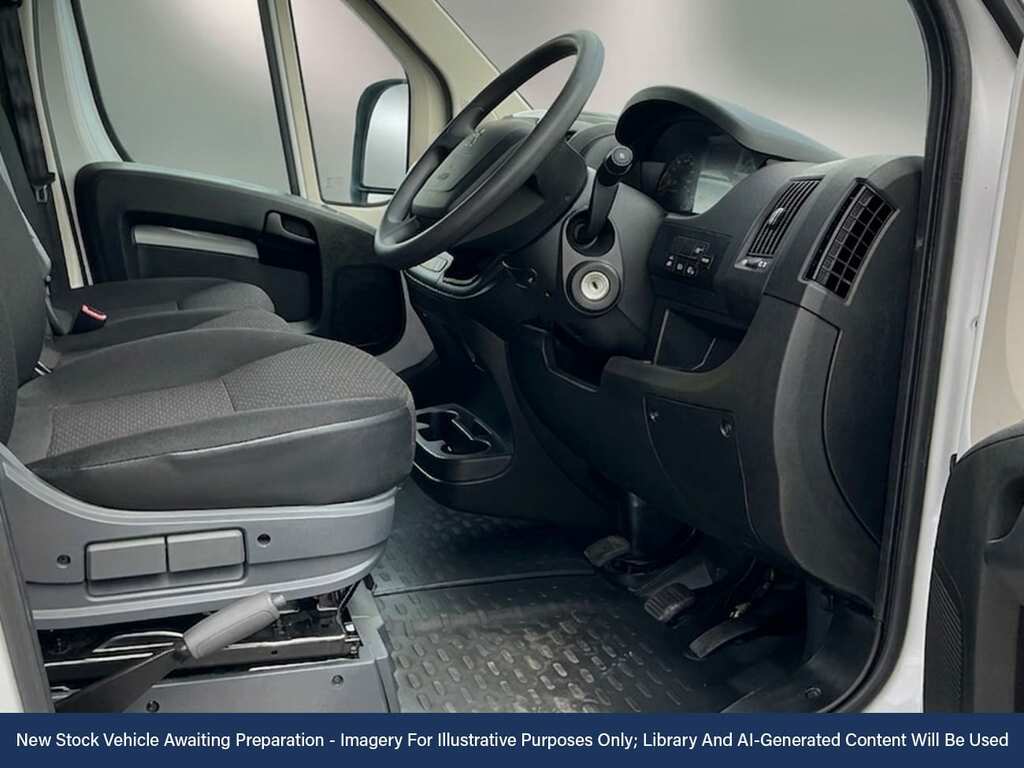 Peugeot Boxer 2.2 Bluehdi 335 Professional Premium Panel Van 5 White #4