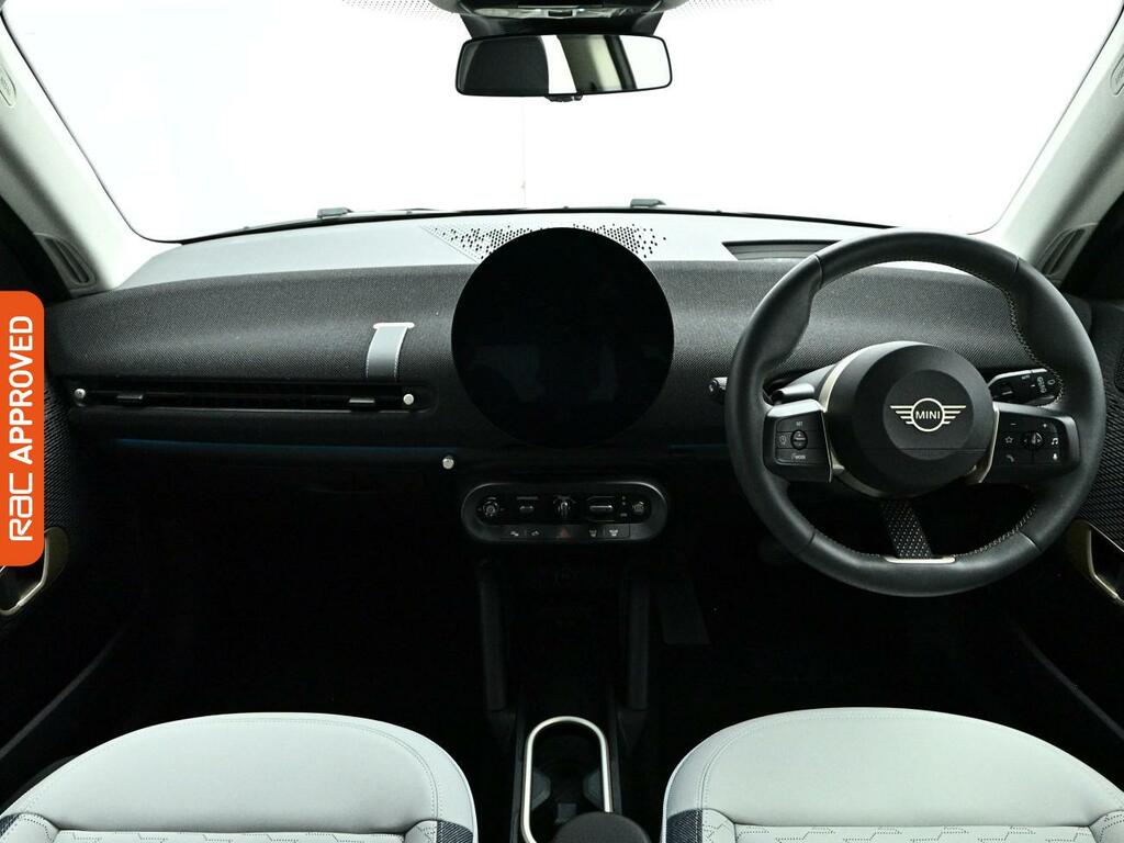 Mini Hatch E 40.7Kwh Classic Hatchback 184 DL74EFF Black #2