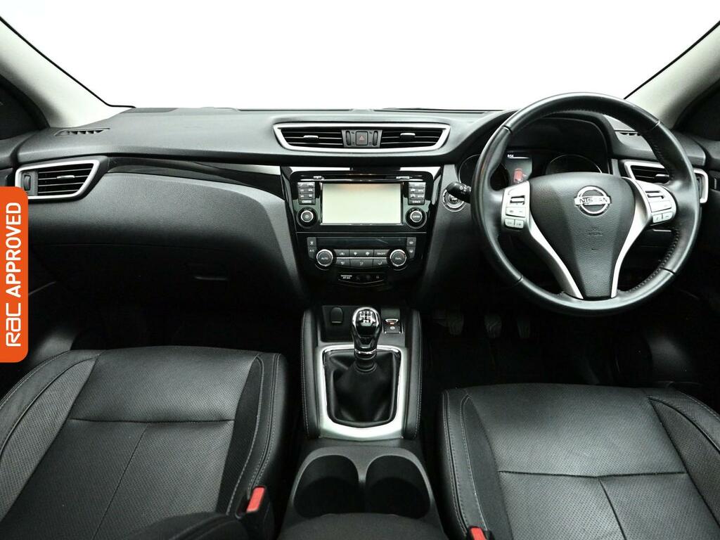 Nissan Qashqai 1.6 Dig-t Tekna Suv 2Wd Euro 6 Red #2