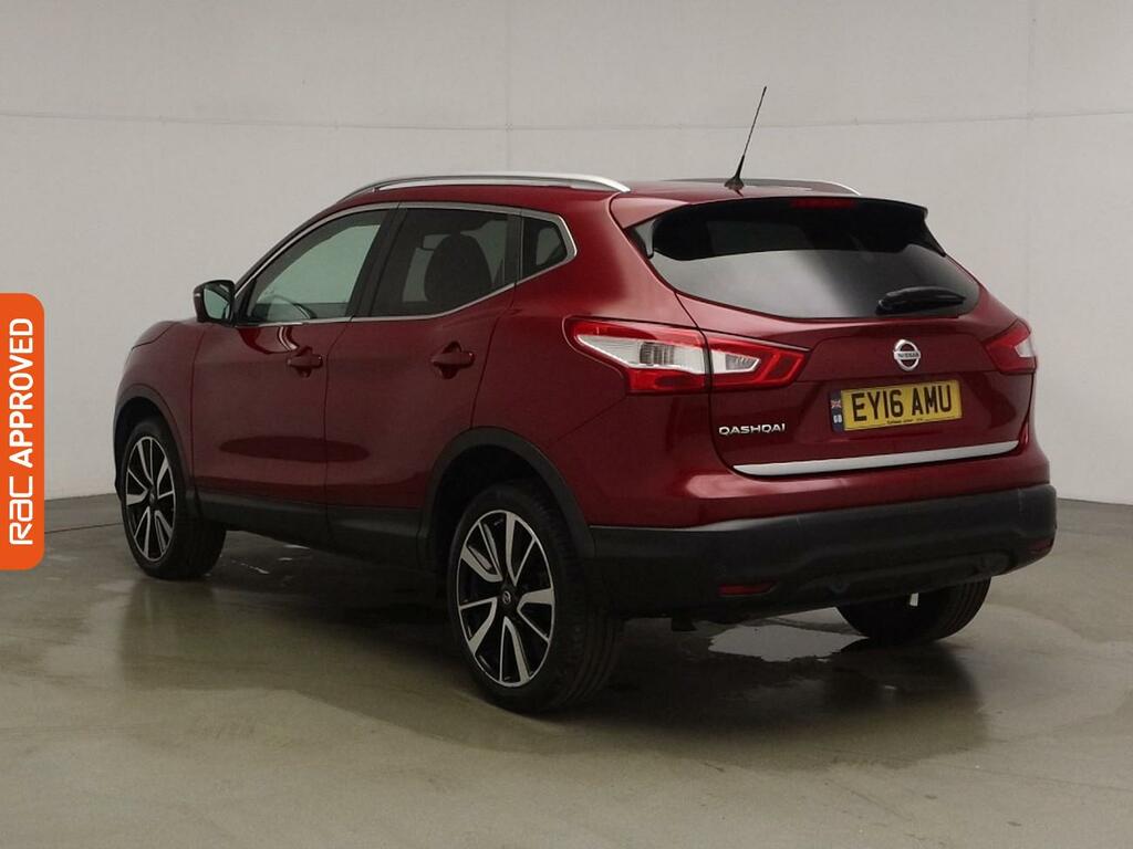 Nissan Qashqai 1.6 Dig-t Tekna Suv 2Wd Euro 6 Red #4