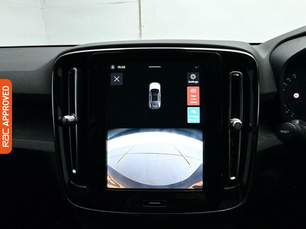 Volvo C40 Recharge 69Kwh Core Suv 231 Ps Black #3