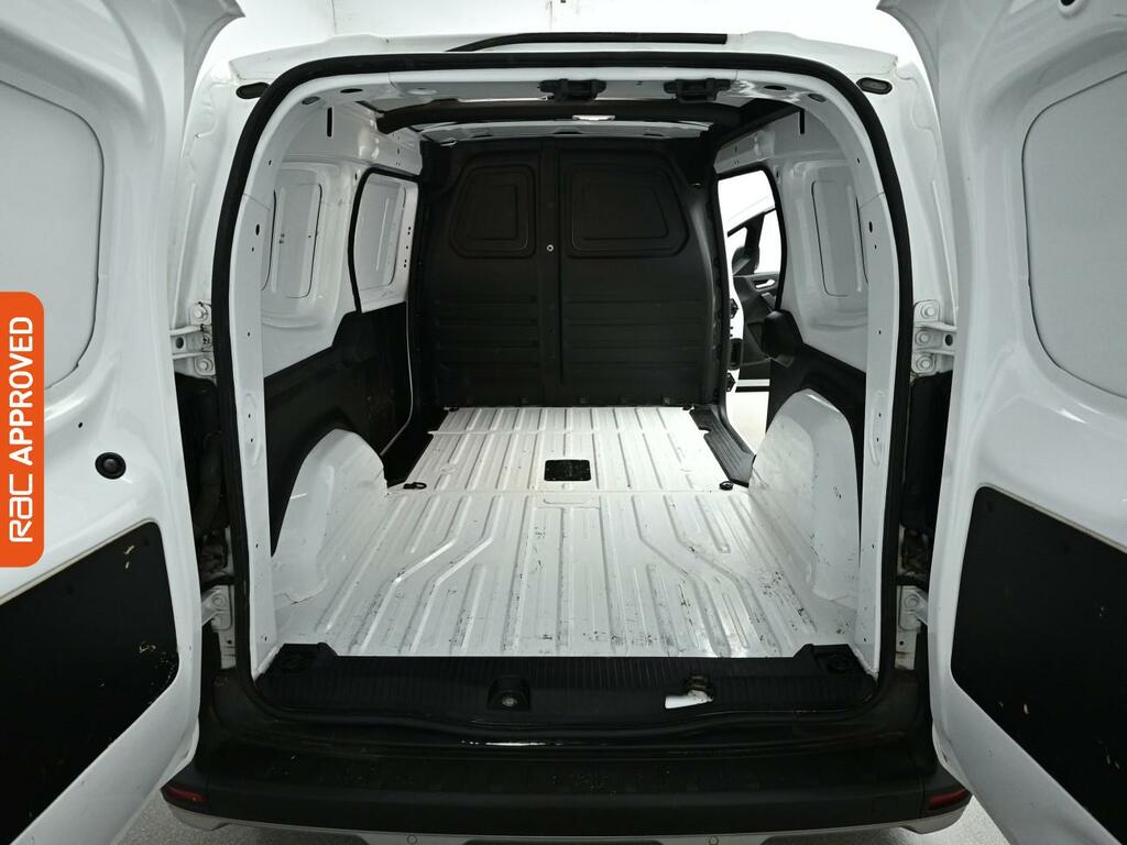 Nissan TOWNSTAR 45Kwh Tekna Panel Van 6Dr L2 122 Ps White #2