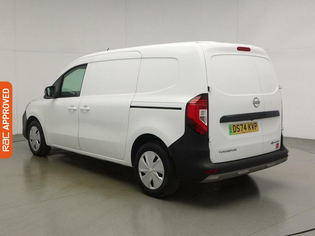 Nissan TOWNSTAR 45Kwh Tekna Panel Van 6Dr L2 122 Ps White #3