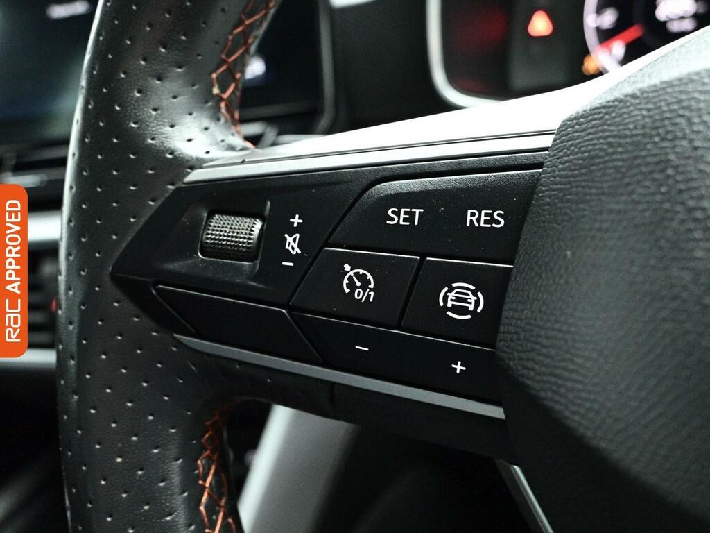 Seat Leon 1.5 Etsi 150 Fr Sport Dsg White #17