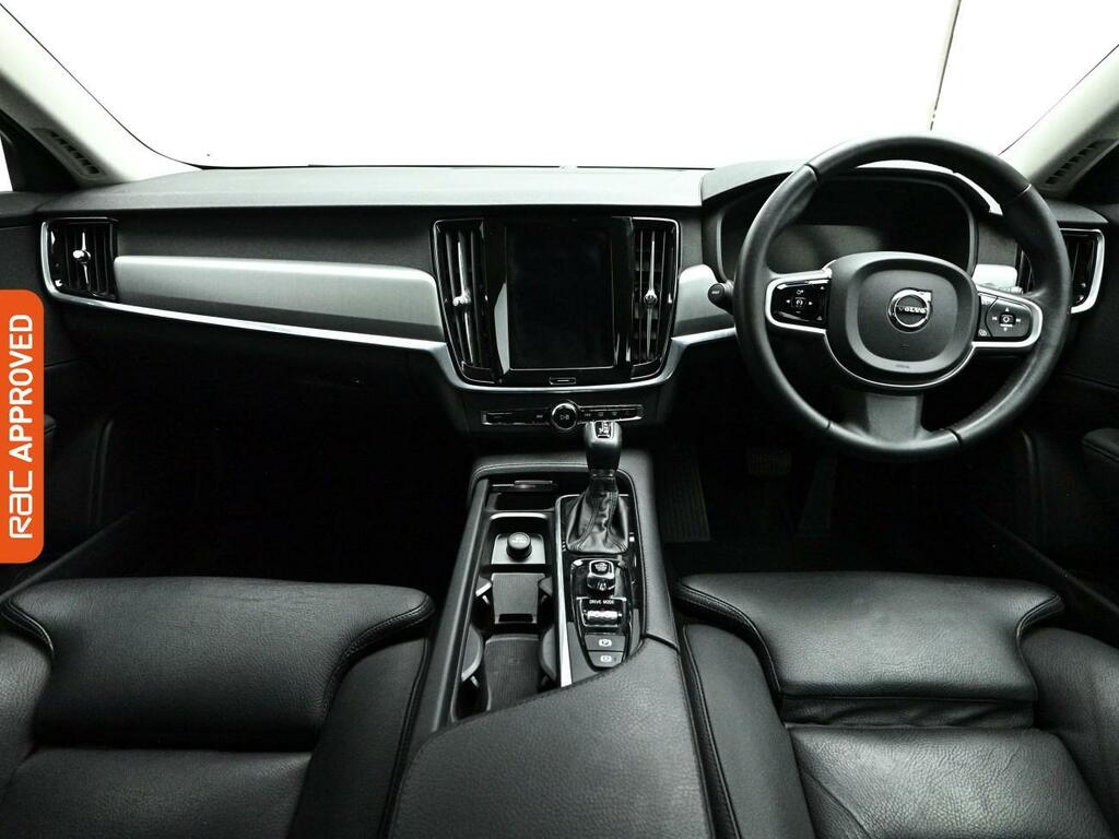 Volvo V90 2.0 T4 Momentum Plus Estate Euro 6 Black #2