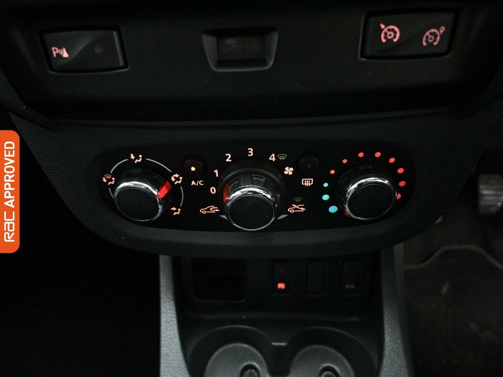 Dacia Duster 1.5 Laureate Dci Ulez Compliant-cheap Tax White #16
