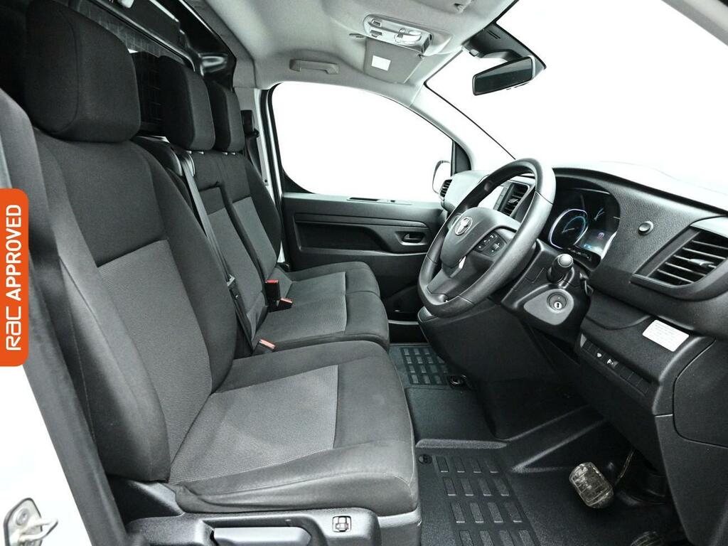 Toyota PROACE 75Kwh Icon Medium Panel Van 6Dr Mwb White #2