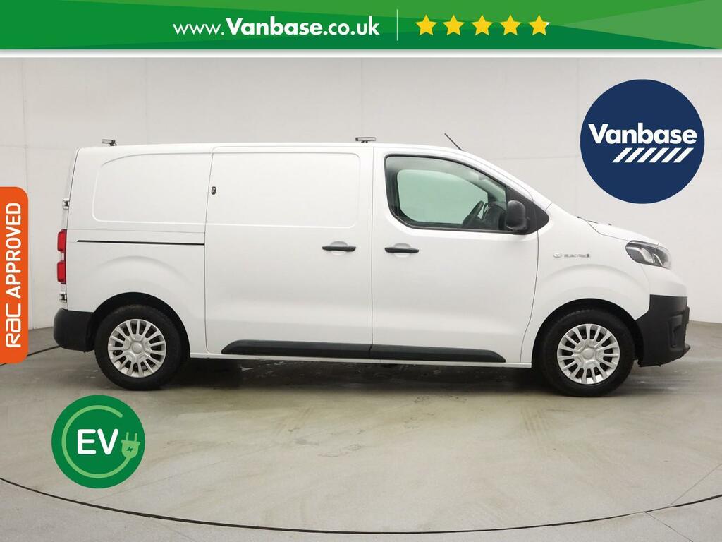 Toyota PROACE 75Kwh Icon Medium Panel Van 6Dr Mwb White