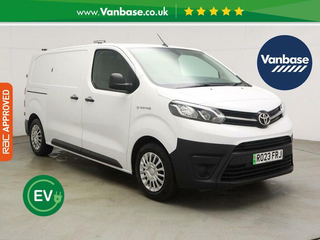 Toyota PROACE 75Kwh Icon Medium Panel Van 6Dr Mwb White