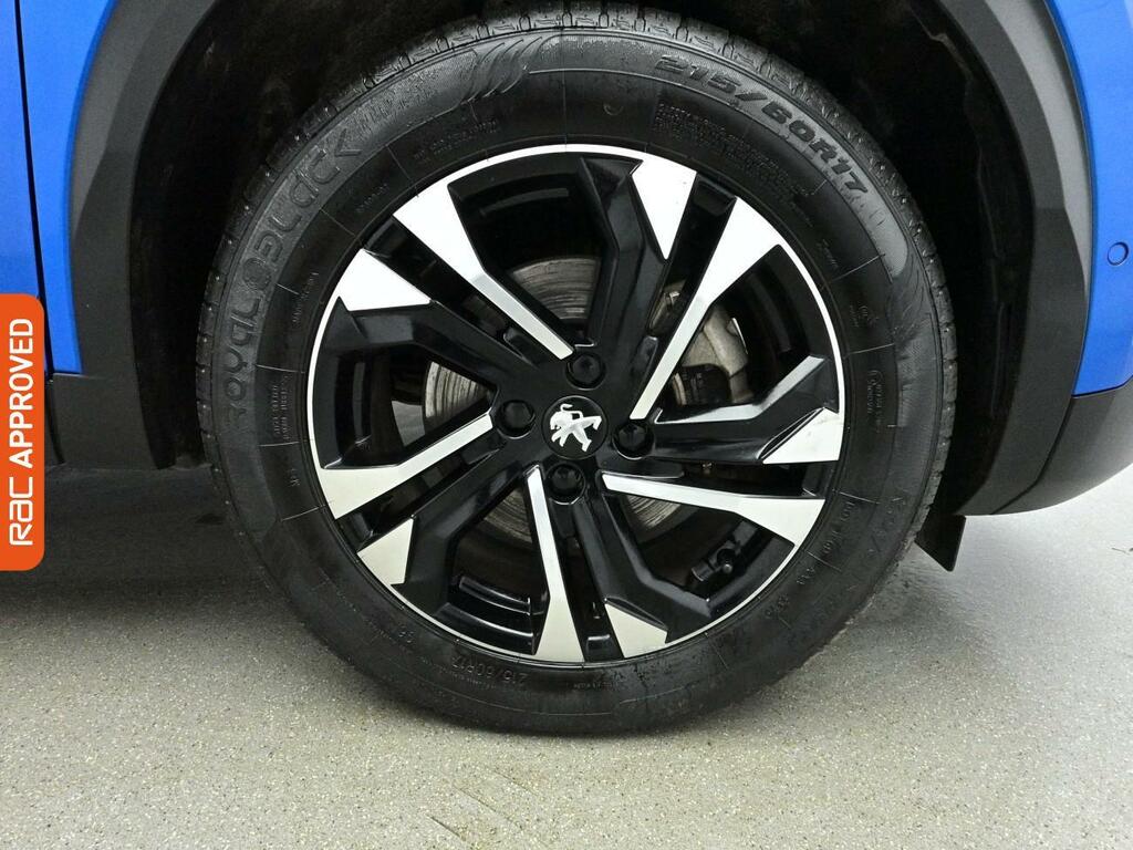 Peugeot e-2008 50Kwh Gt Premium Black #24
