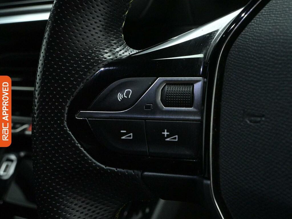 Peugeot e-2008 50Kwh Gt Premium Black #21