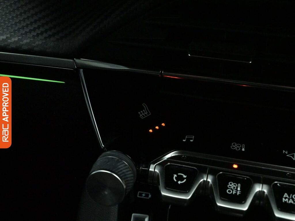 Peugeot e-2008 50Kwh Gt Premium Black #17