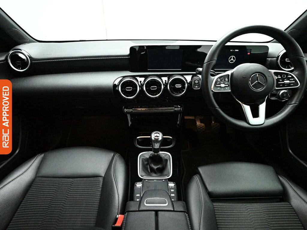 Mercedes-Benz A Class 1.3 A180 Sport Hatchback Euro 6 Blue #2