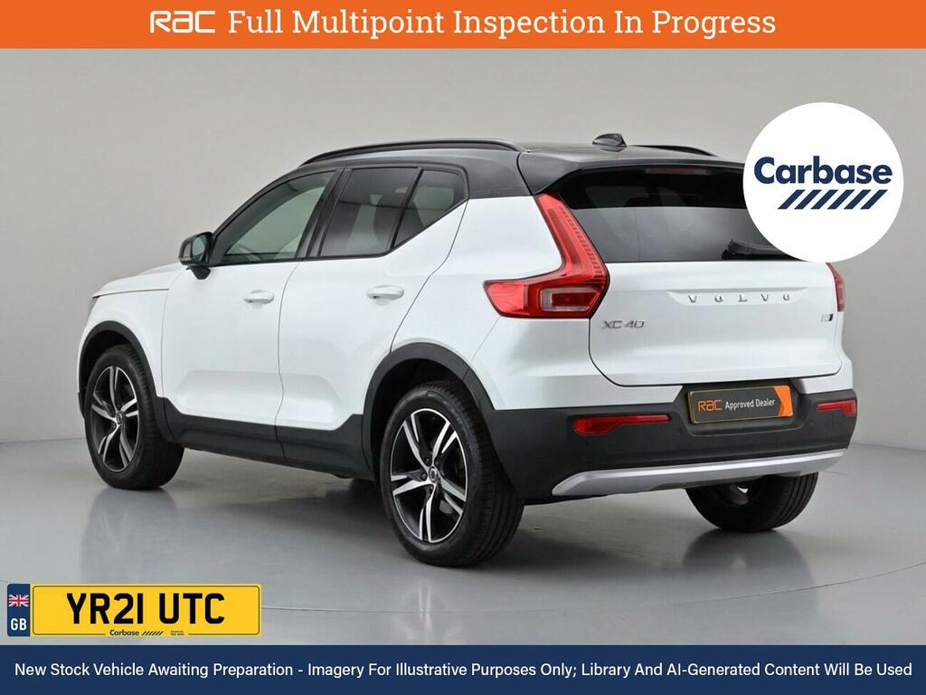 Volvo XC40 2.0 B4p Inscription Black #2