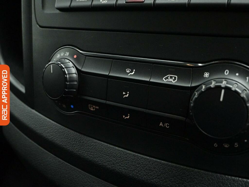 Mercedes-Benz Vito 114 Progressive L2 White #17
