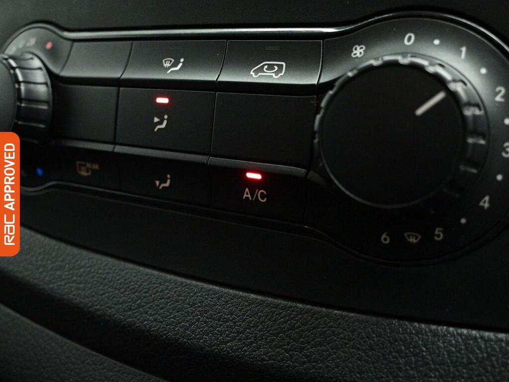 Mercedes-Benz Vito 114 Progressive L2 White #16