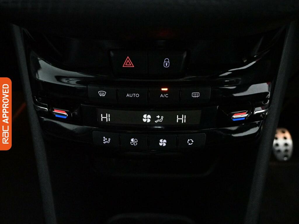 Peugeot 2008 1.2 Puretech Active White #15