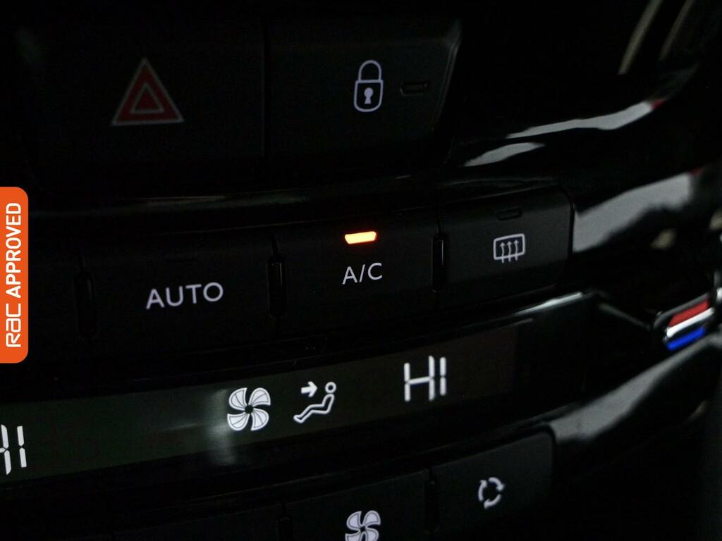 Peugeot 2008 1.2 Puretech Active White #16