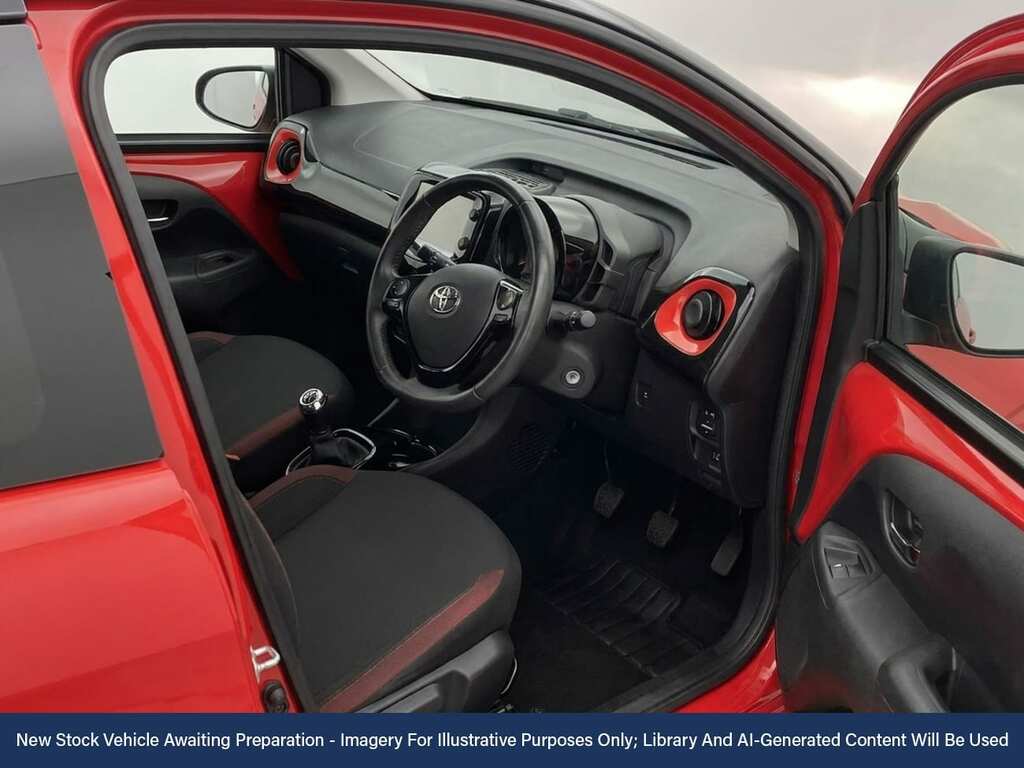 Toyota Aygo 1.0 Vvt-i X-cite 4 Red Bi-tone Hatchback Petro Red #3