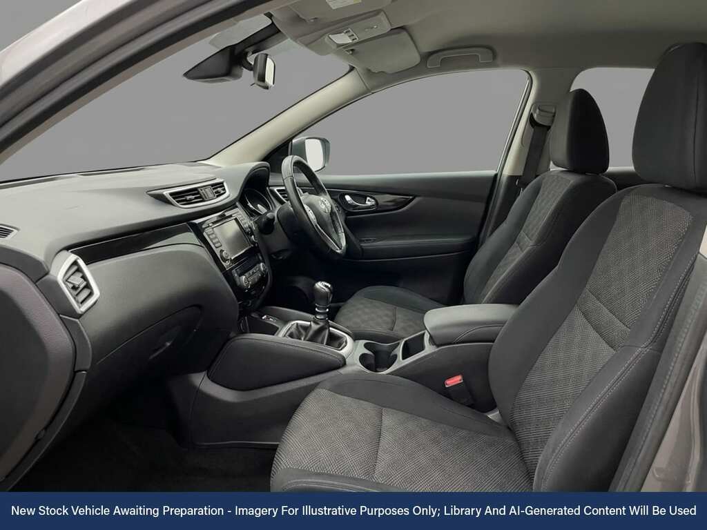 Nissan Qashqai Dci N-tec Plus Silver #2