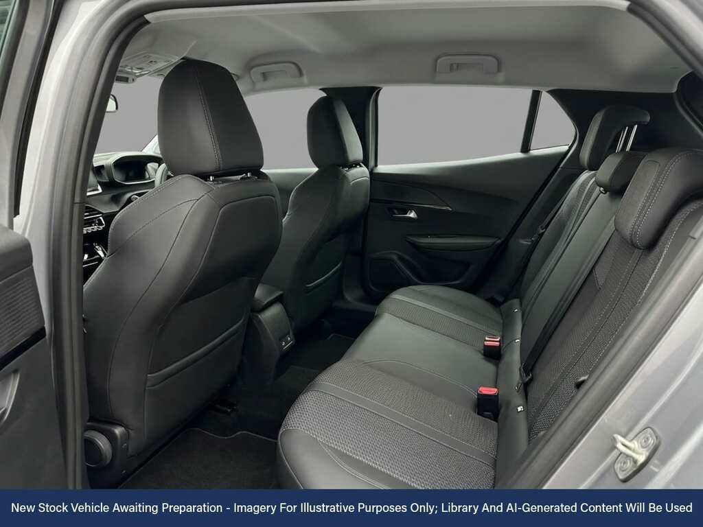 Peugeot e-2008 50Kwh Gt Suv 7Kw Charger 136 Orange #2