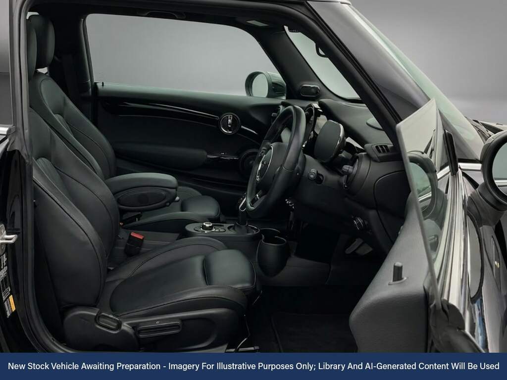 Mini Electric Cooper Se 32.6Kwh Level 3 Hatchback A Black #2