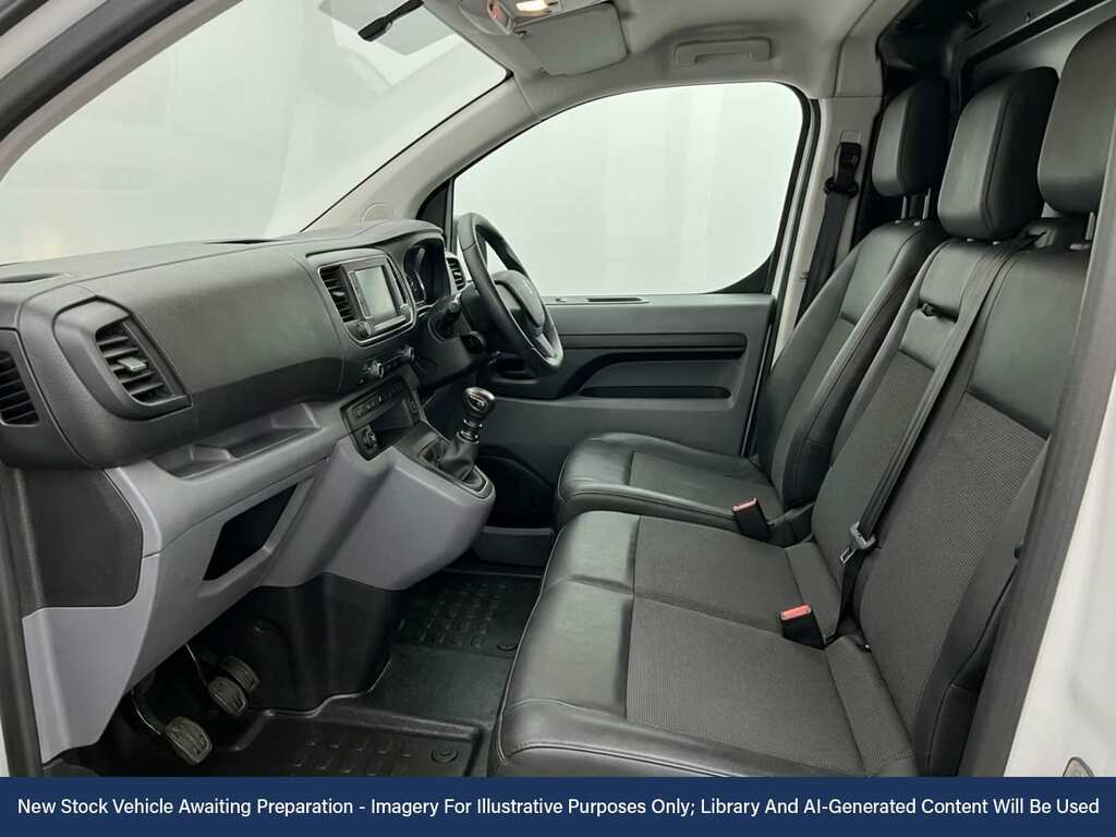 Vauxhall Vivaro L2 Vivaro L2 3100 2.0D 150 Grey #2