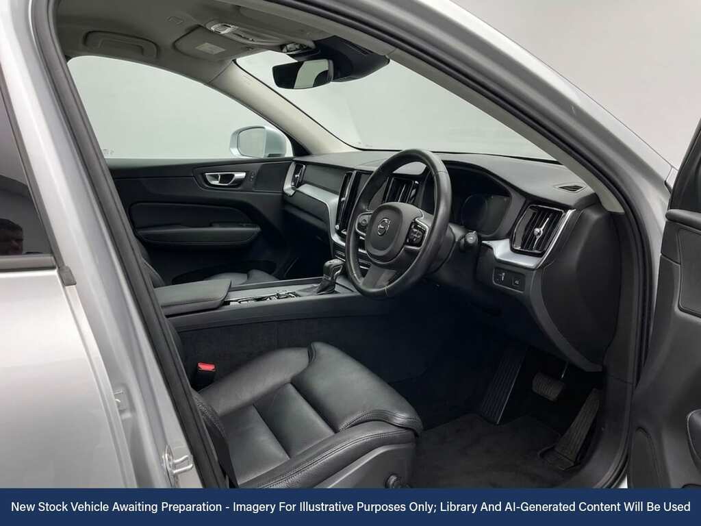 Volvo XC60 2.0 T5 Momentum Suv Euro 6 Ss Silver #3