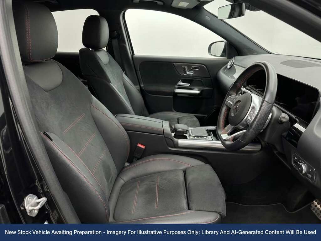 Mercedes-Benz GLA Class 1.3 Gla200 Amg Line Night Edition Premium Plus S Black #3