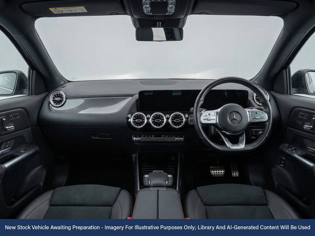 Mercedes-Benz GLA Class 1.3 Gla200 Amg Line Night Edition Premium Plus S Black #5