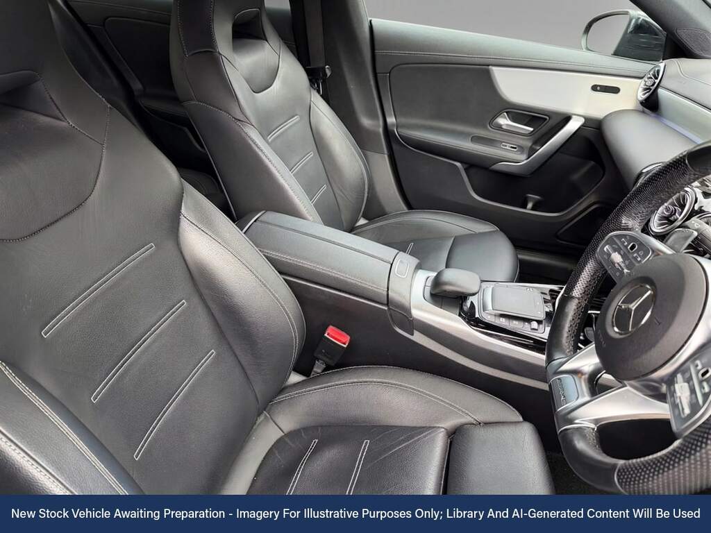 Mercedes-Benz CLA Class Cla 200 Amg Line Premium Plus Tip White #2