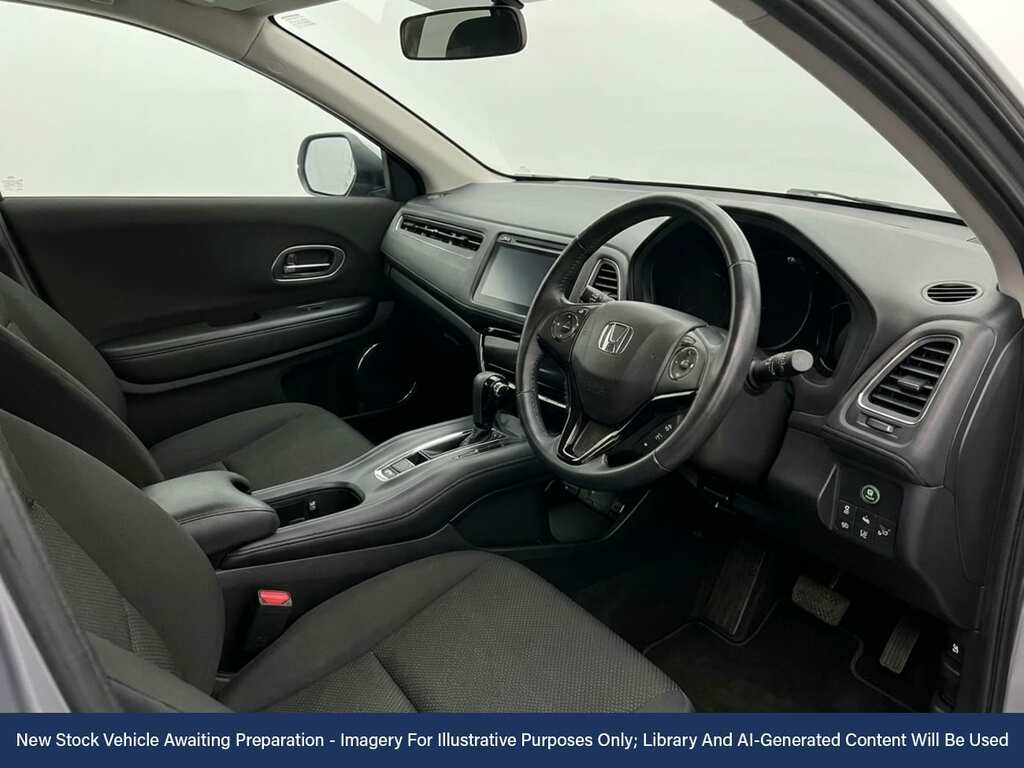 Honda Hr-V Se Red #3