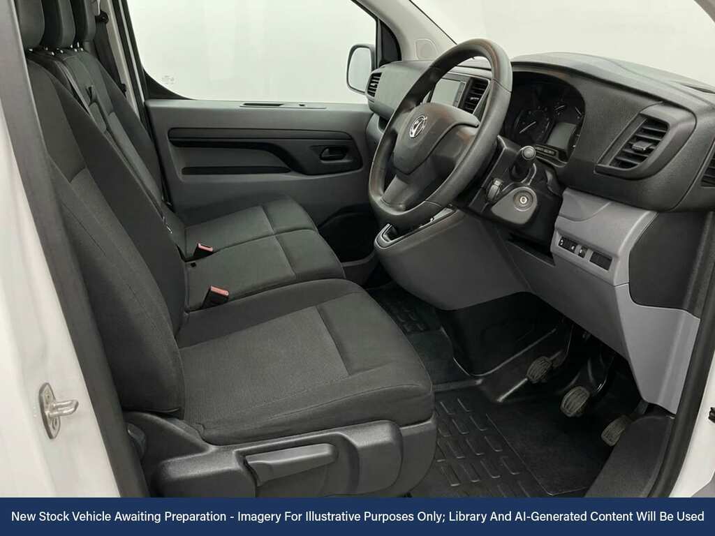 Toyota PROACE 2.0D Icon Long Panel Van 6Dr Lwb Eur White