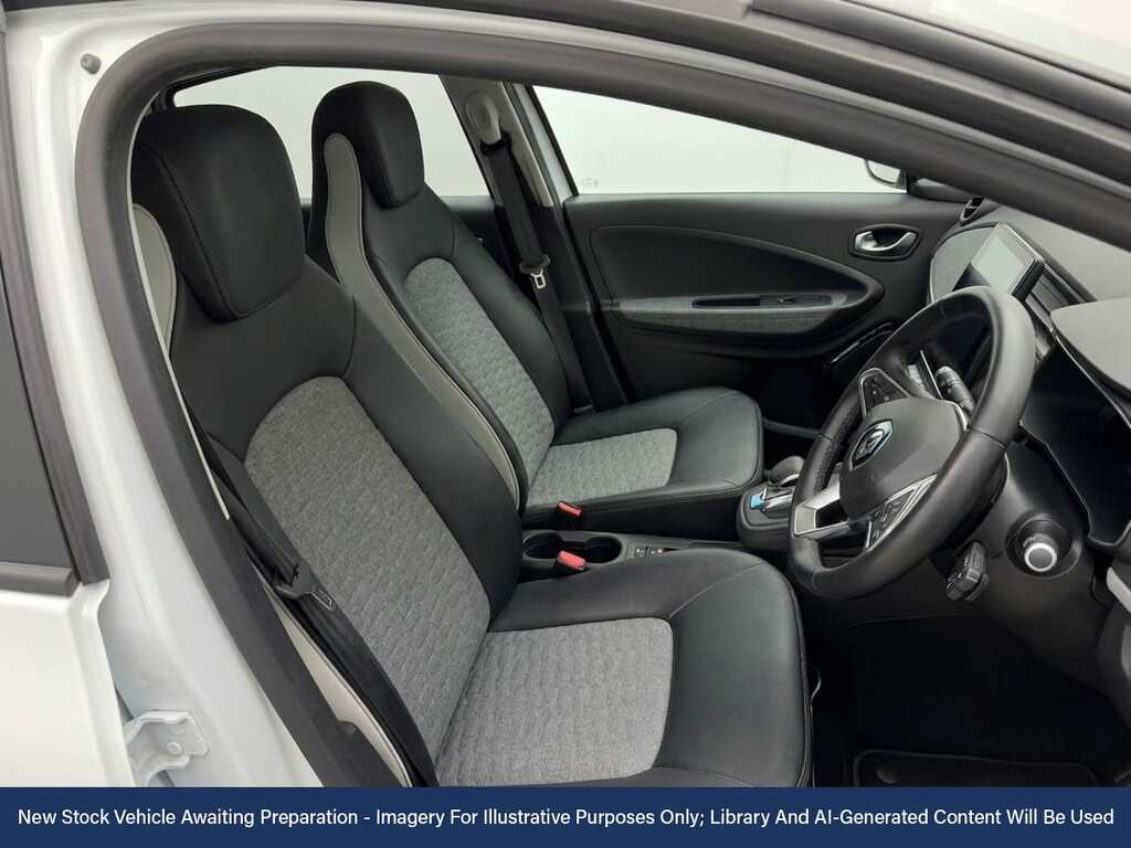 Renault Zoe R135 52Kwh Gt Line Hatchback I, White #2