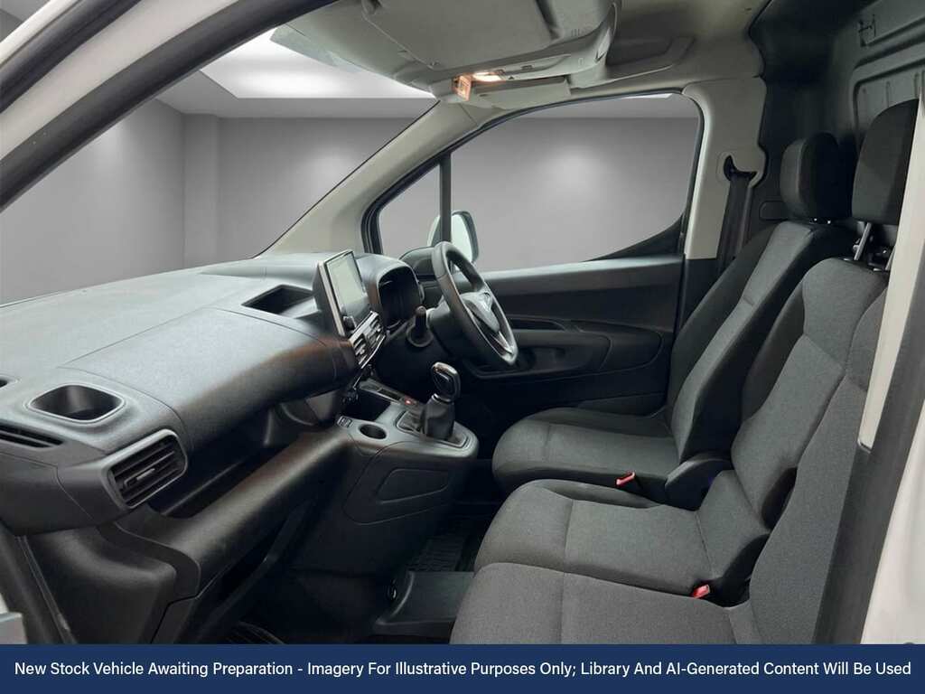 Vauxhall Combo 1.5 Turbo D 2300 Sportive Panel Van Man White #2