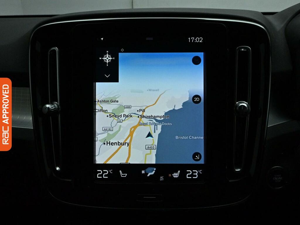 Volvo XC40 Xc40 Momentum Pro T3 White #16